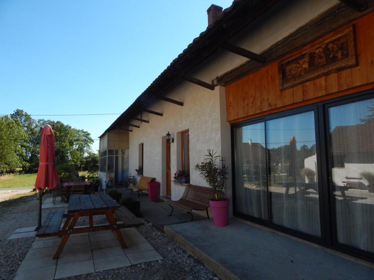 Gite Chez Marcel Et Bea La Chapelle-Saint-Sauveur  エクステリア 写真